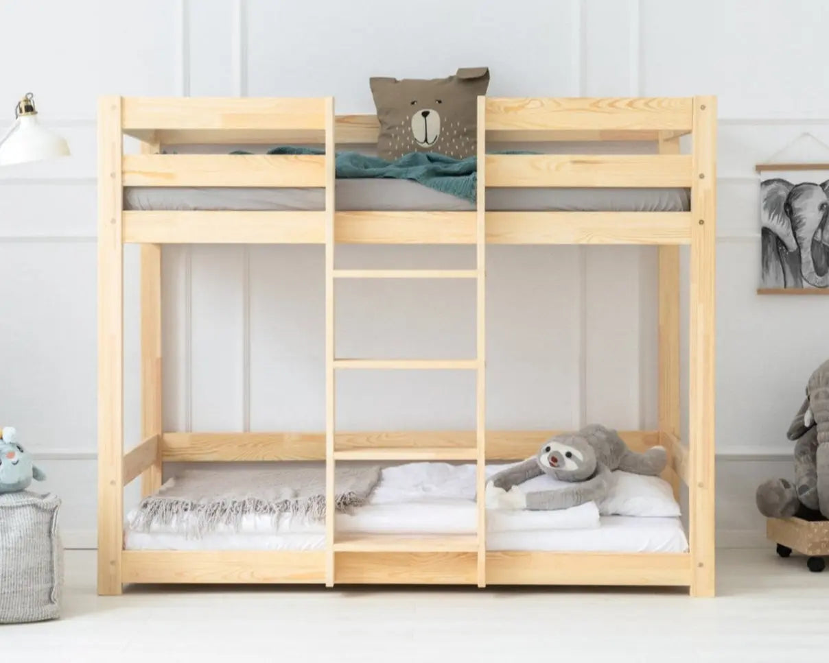 Houten stapelbed Ronald - bopien.nl
